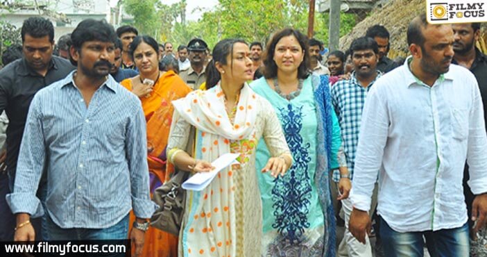 Namrata visits Burripalem, Mahesh Babu adopted village