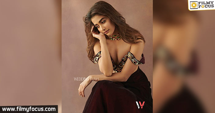 Pooja Hegde comes up with a tempting photo