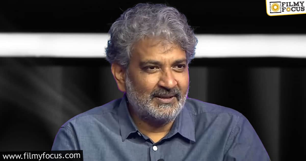 RRR: Rajamouli planning to shoot a promotional song