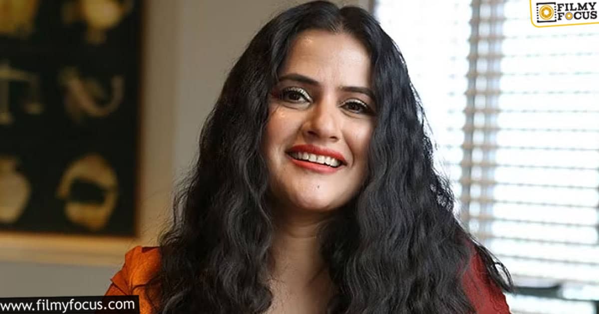 Sona Mohapatra Slams A Troll Who Called Her Out For ‘pulling Another Woman Down Filmy Focus