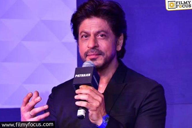 King Khan Admits not Being Interested to Live a Normal Life!