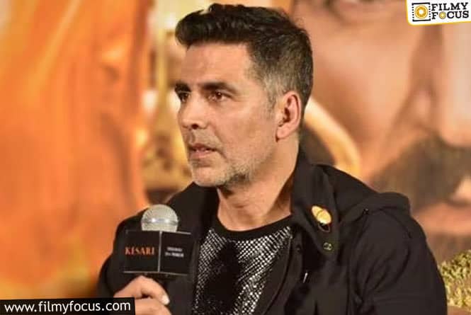 Akshay Kumar talks about supporting Right Wing via movie