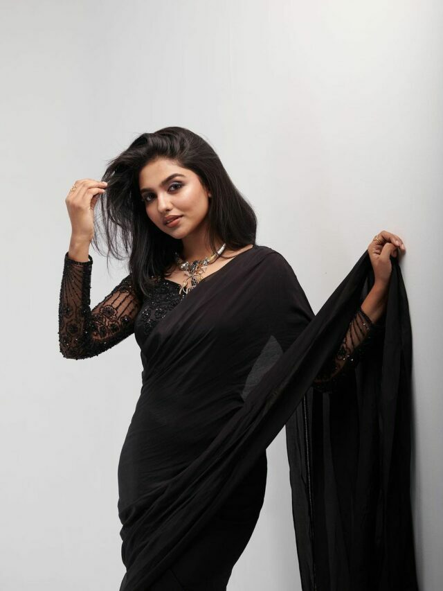 Mamitha Bhaiju Stunning Stills in Black Saree