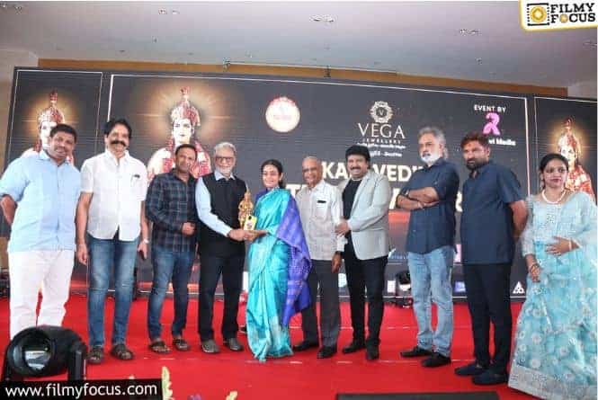 The “Kalavedika NTR Film Awards” ceremony, organized by Kalavedika and Raghavi Media, was held grandly today